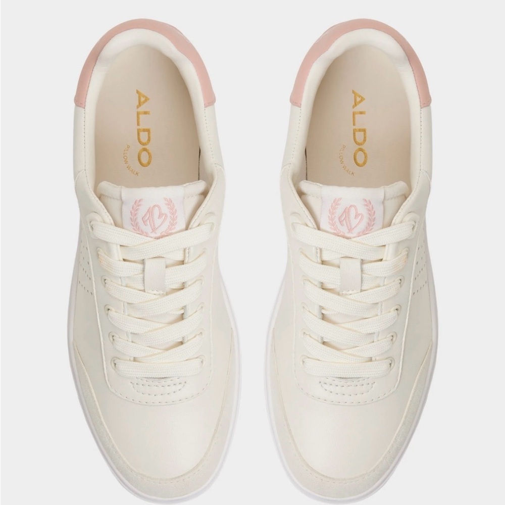 ALDO Women's Cream and Pink Sneakers Size 8.5